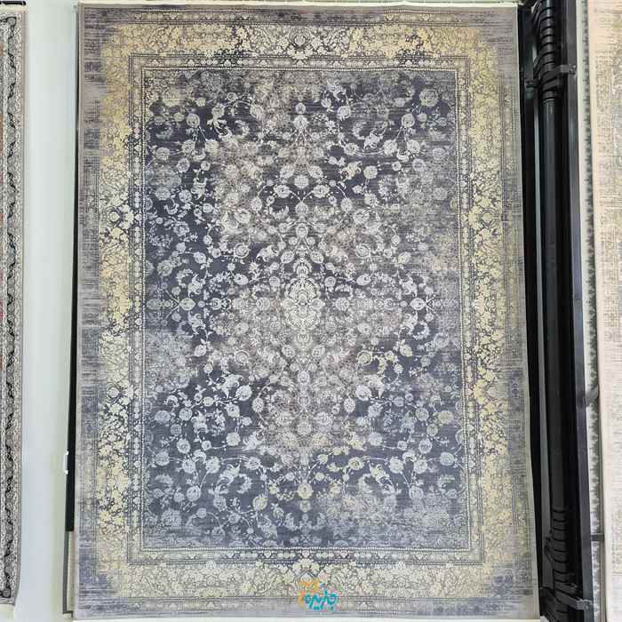 فرش ماشینی جزیره طرح وینتیج 2301 دودی 1200 شانه گل برجسته